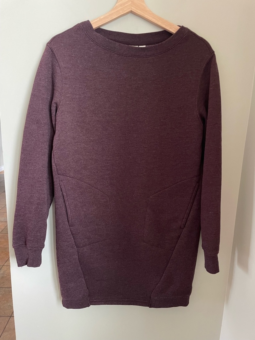 Tentree Fleece Crew Dress Women's XS Mulberry Gorpcore Casual Outdoor Organic - Picture 2 of 14